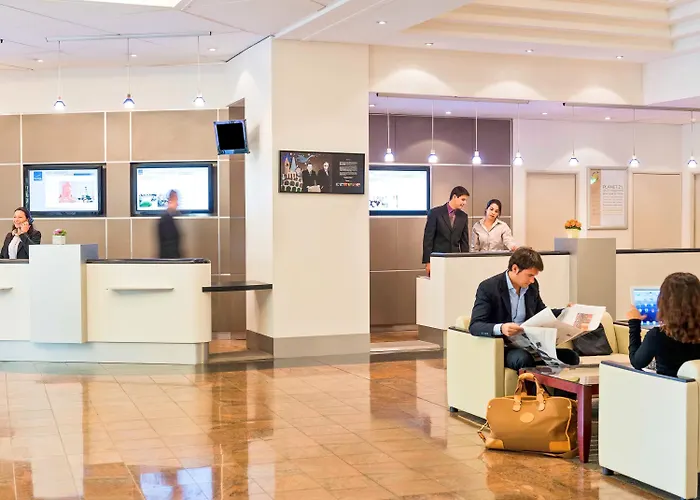 Novotel Arenas Aeroport