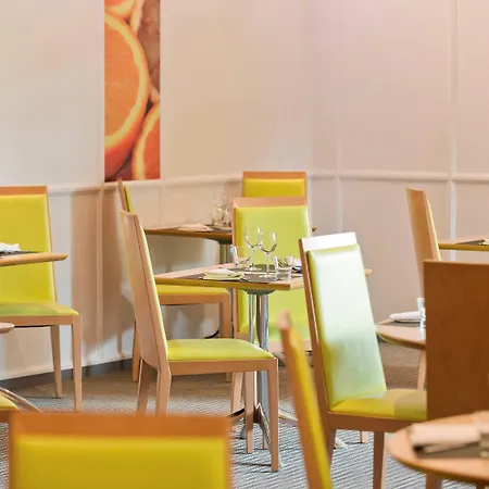 Novotel Arenas Aeroport Ξενοδοχείο