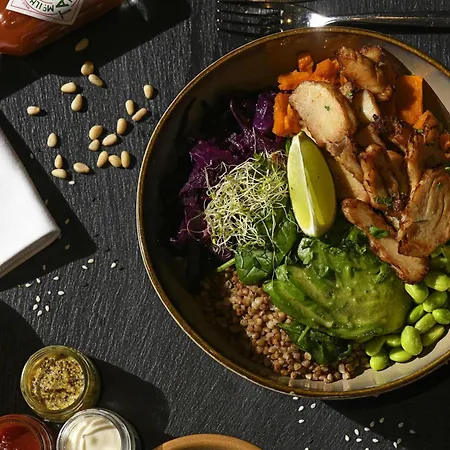 Hotel Novotel Arenas Aeroport 4*