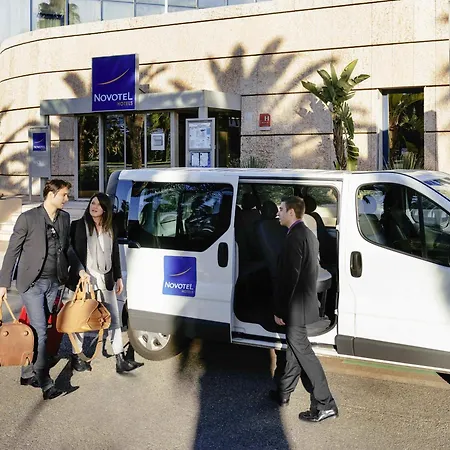 Hotel Novotel Arenas Aeroport 4*