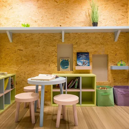 Novotel Arenas Aeroport Hotel