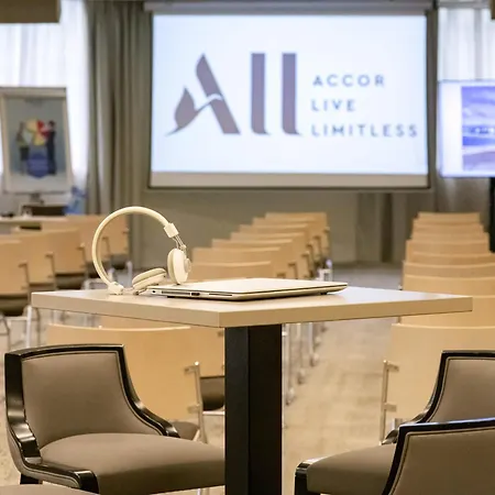 Novotel Arenas Aeroport Hotel Nizza