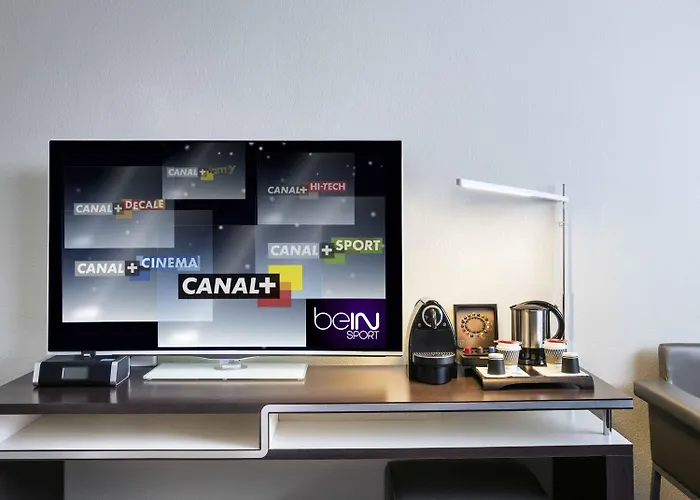 호텔 노보텔 아레나스 아에로포르트 니스