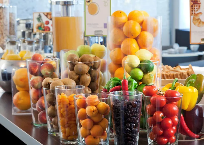 노보텔 아레나스 아에로포르트 4*