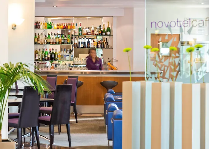호텔 노보텔 아레나스 아에로포르트