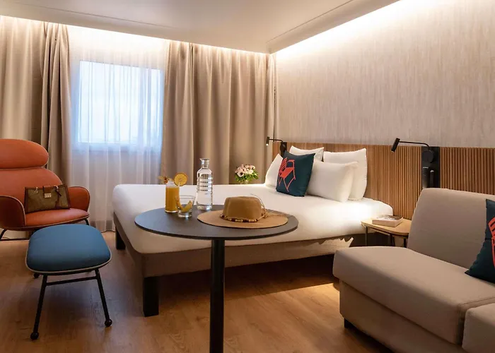 호텔 노보텔 아레나스 아에로포르트