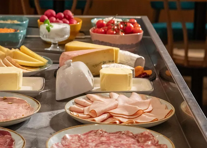 노보텔 아레나스 아에로포르트 4*