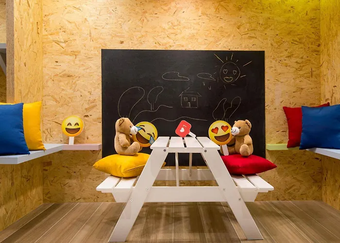 노보텔 아레나스 아에로포르트