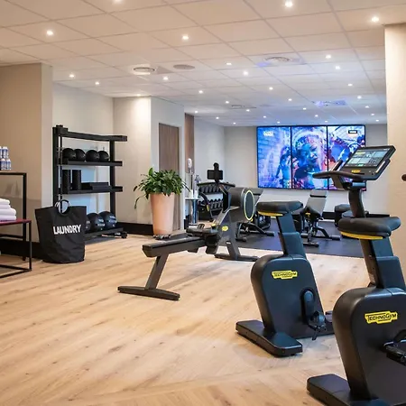 Novotel Arenas Aeroport Otel