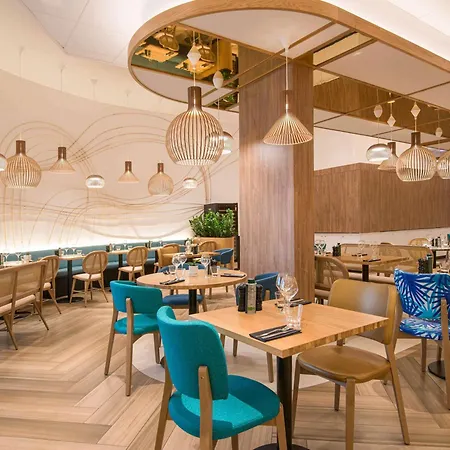 Otel Novotel Arenas Aeroport 4*