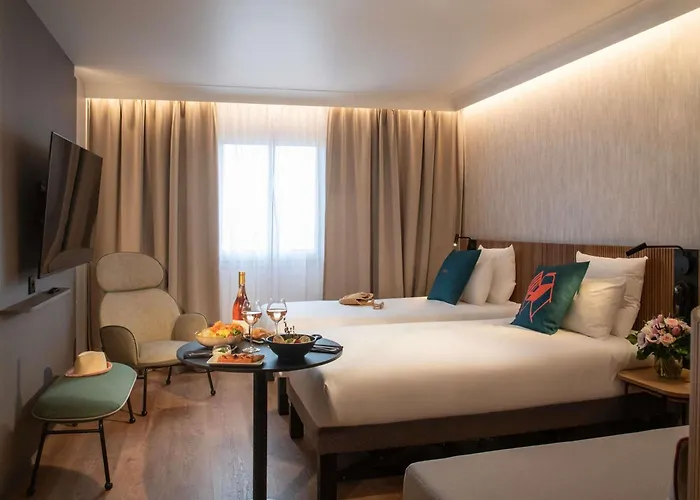Szálloda Novotel Arenas Aeroport 4*